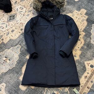 The North Face Women's navy down jacket, so warm!!! Xs